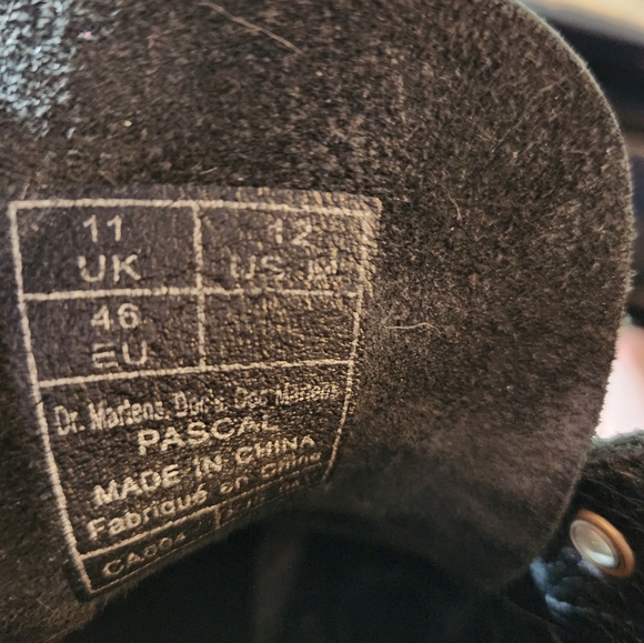 Dr. Martins - Picture 8 of 8